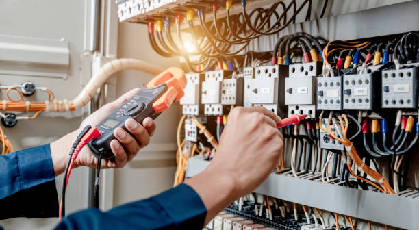 Best Electrical Outlet Repair  in Clear Lake, IA